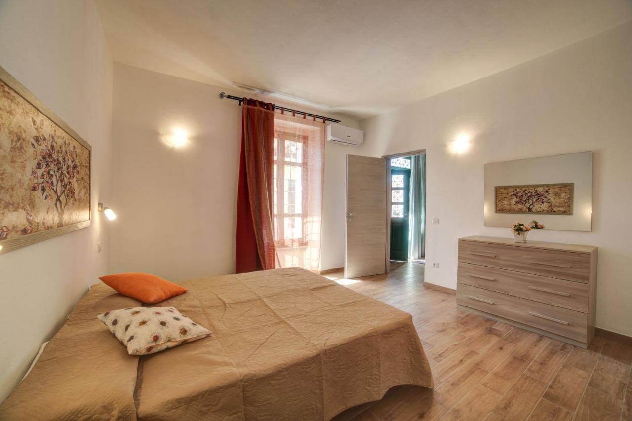 Olbia Domus Inn エクステリア 写真